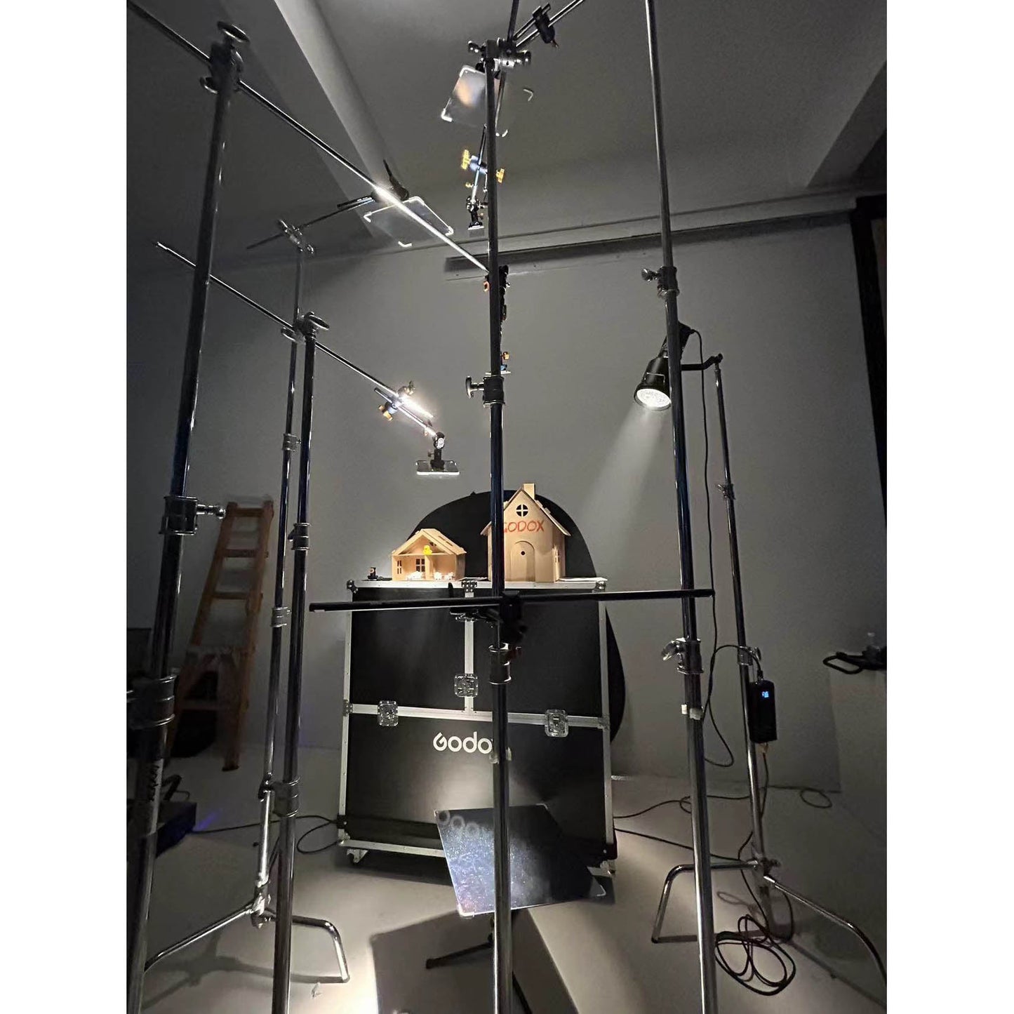 GODOX KNOWLED LiteFlow Cine Reflectors being used in a lighting setup