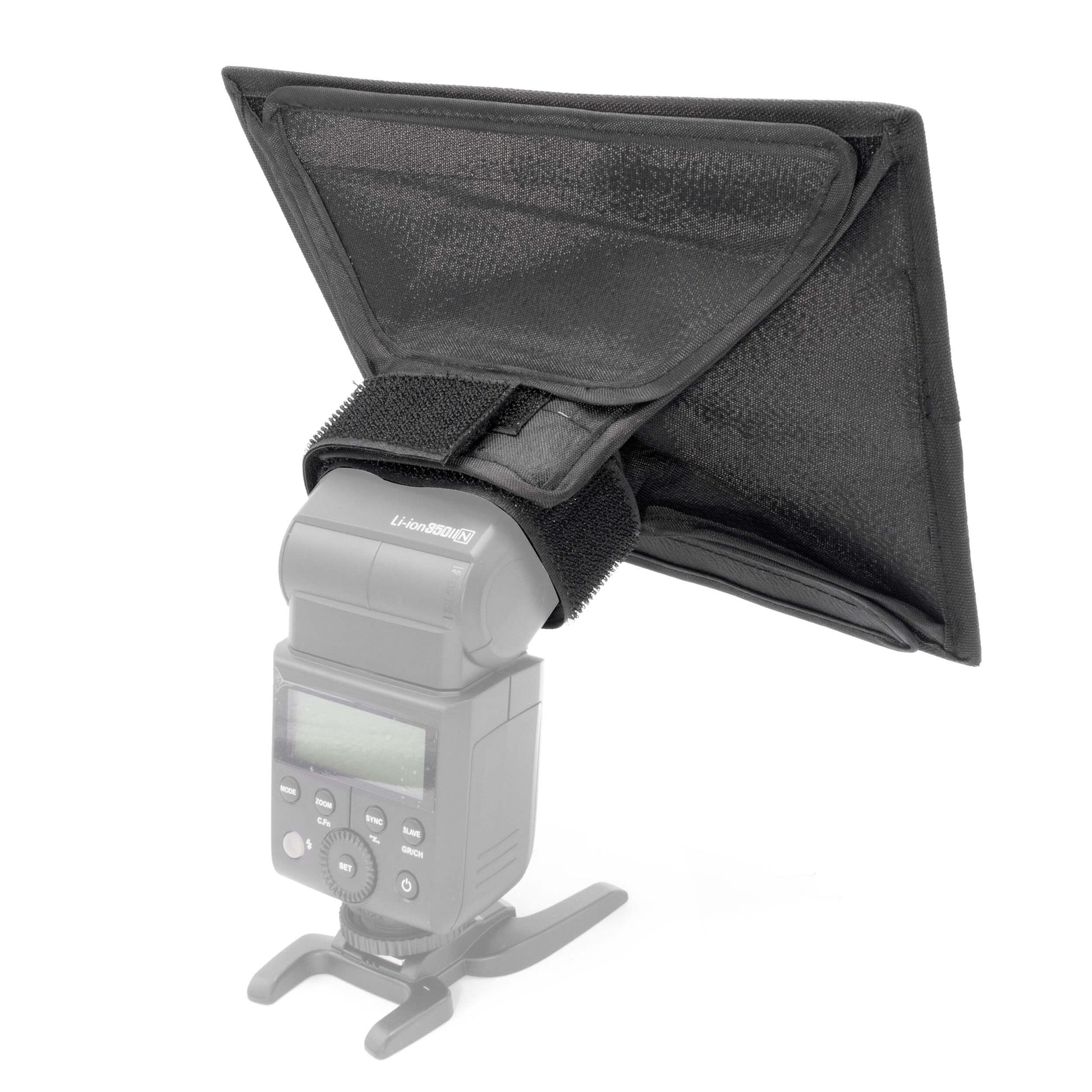 PIXAPRO 17x15cm Rectangular Speedlite is the perfect solution for the photographer