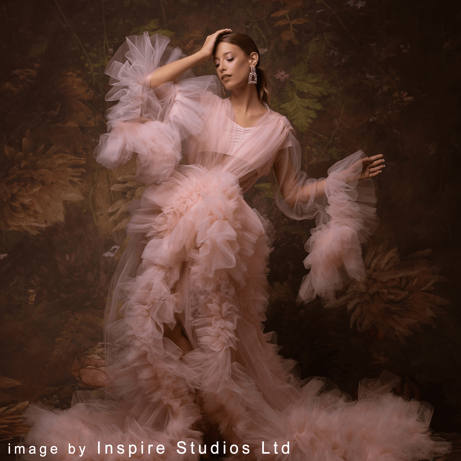 Image Taken Using 120cm (47.2") Premium Octagonal Easy-open Umbrella Softbox