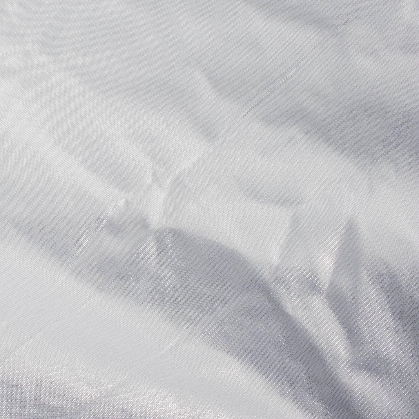 The Pixapro 60x150cm Flatpak Eyelighter Close up White surface