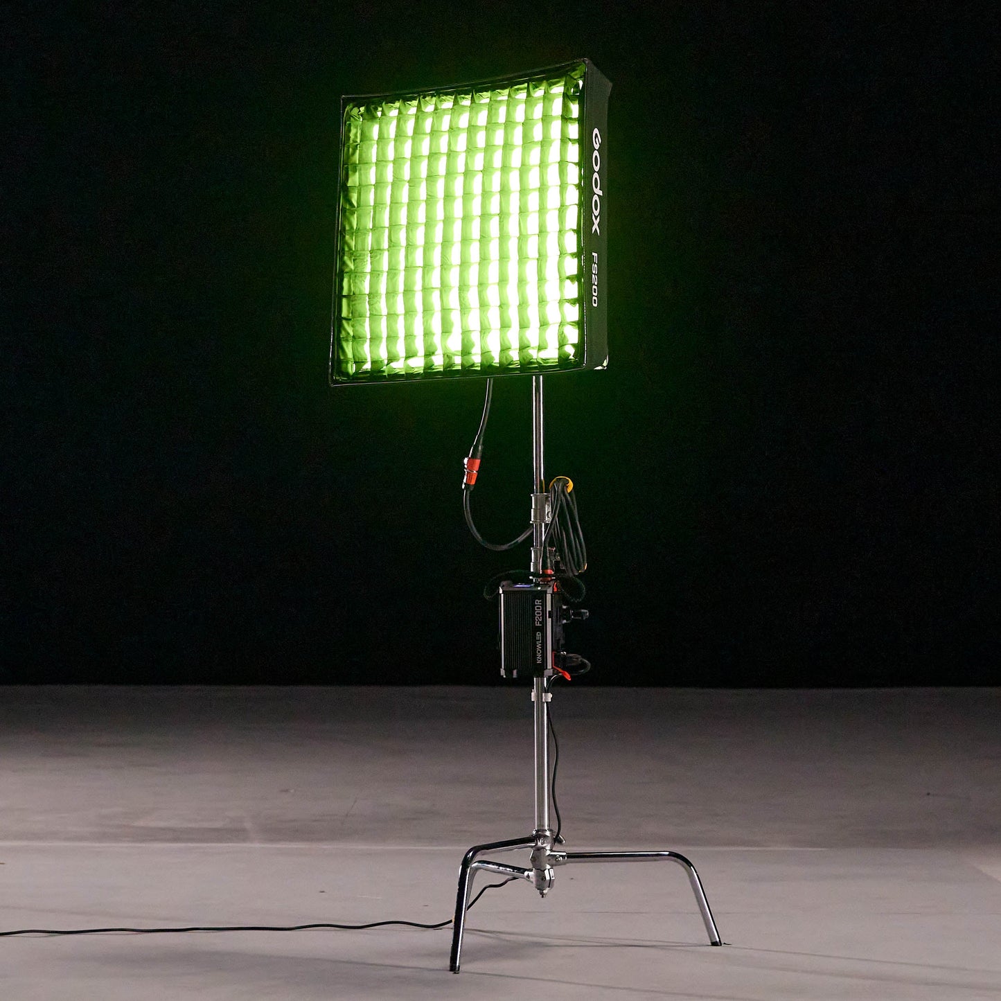 GODOX FS200 Softbox being used with a KNOWLED F200R LED Light Mat