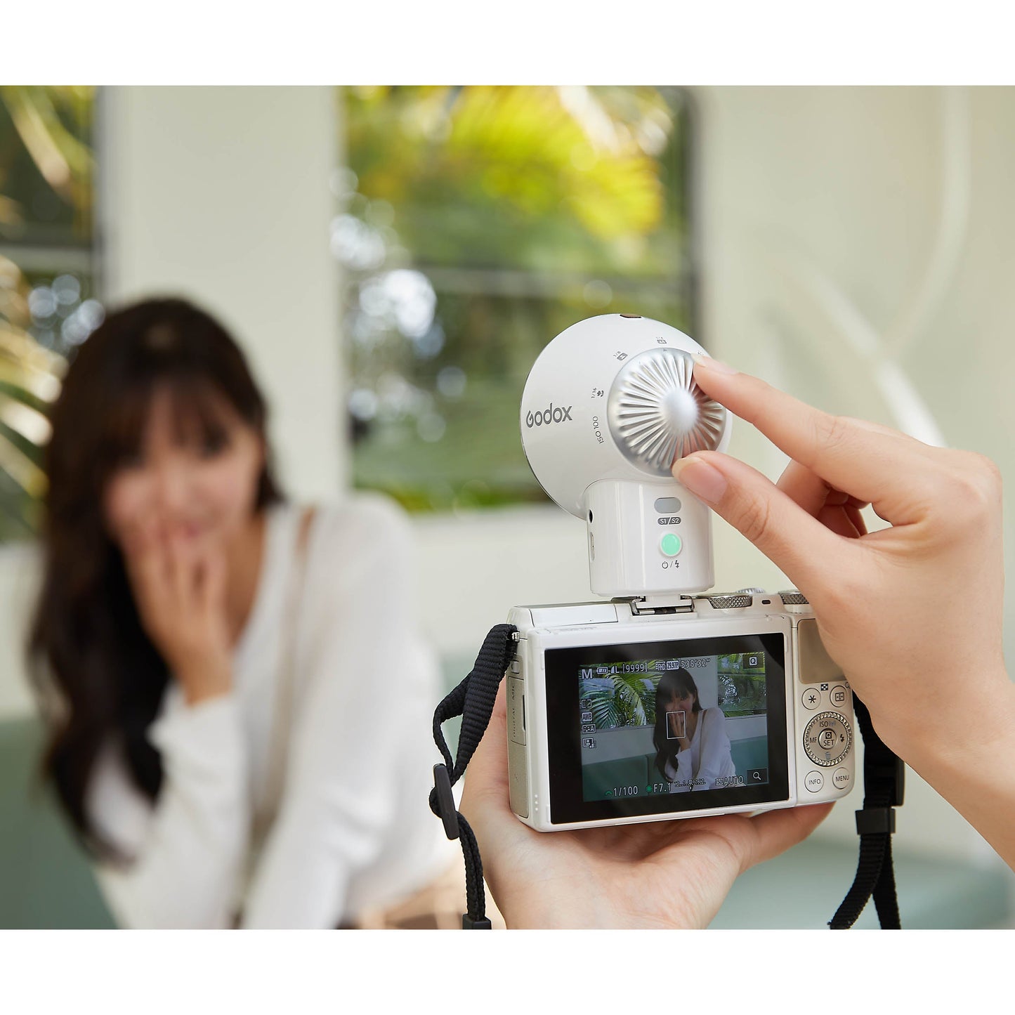 Godox Lux Elf Retro Speedlite Flash