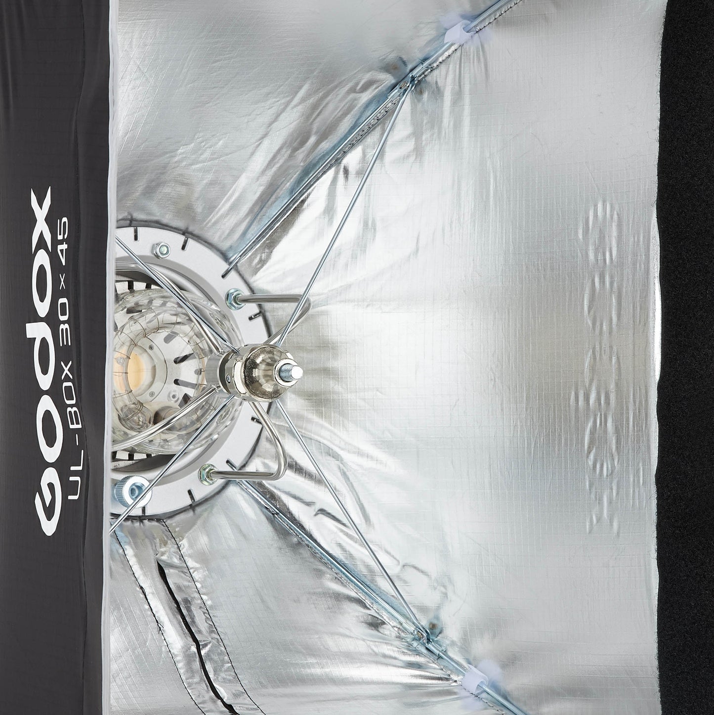 Godox UL-BOX-3045 30x45cm  Strip Softbox close  up of internal mechanism