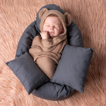 4-Piece Posing Pillow set in use