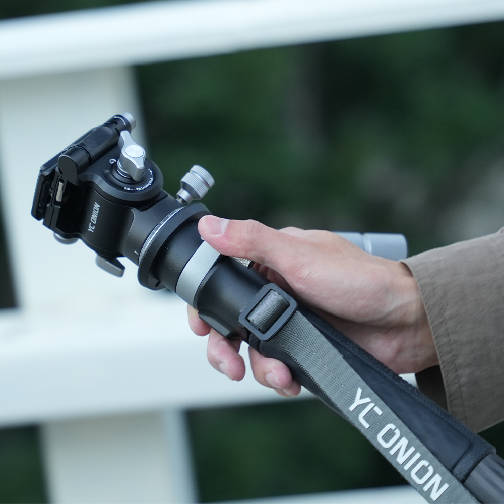 Tako Nano 68" Carbon Fibre Monopod with Feet & Quick Release